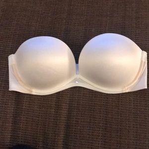 New, never worn VS strapless bra